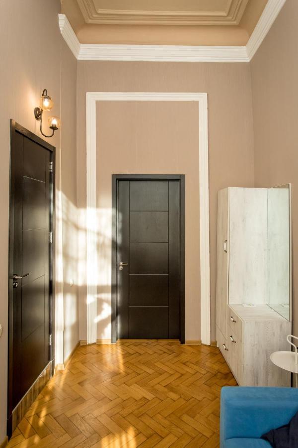 Hb Apartments Mari Brose Tbilissi Extérieur photo