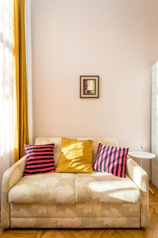 Hb Apartments Mari Brose Tbilissi Extérieur photo