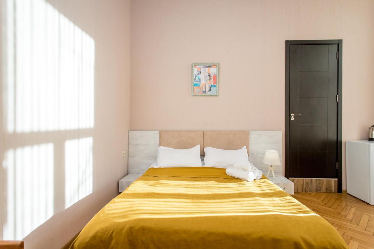 Hb Apartments Mari Brose Tbilissi Extérieur photo